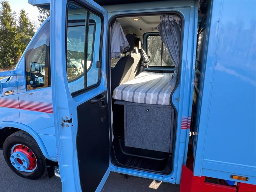 Iveco Daily 70C18 - dobbelt cab - Box truck: picture 4 Iveco Daily 70C18 - dobbelt cab - Box truck: picture 4