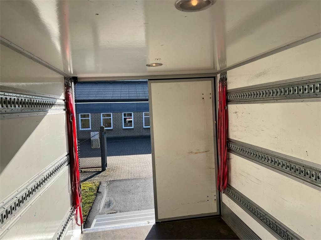 Box truck Iveco Daily 70C18 - dobbelt cab: picture 14