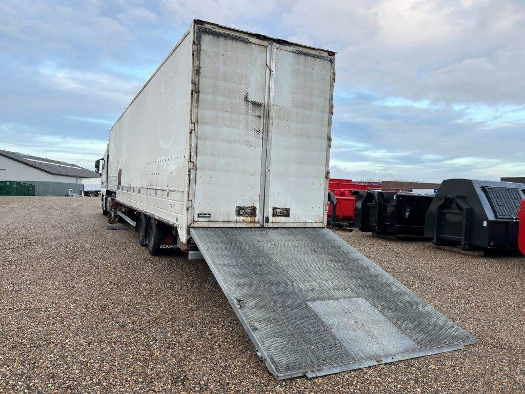 Leci 13,6 mtr. box læsserampe - Closed box semi-trailer: picture 2 Leci 13,6 mtr. box læsserampe - Closed box semi-trailer: picture 2