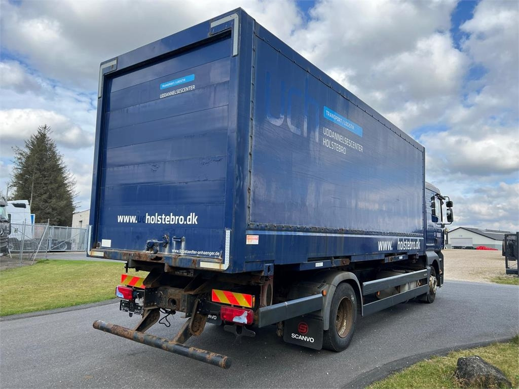 MAN TGA 18-350 - 7,15 - Container transporter/ Swap body truck: picture 4 MAN TGA 18-350 - 7,15 - Container transporter/ Swap body truck: picture 4