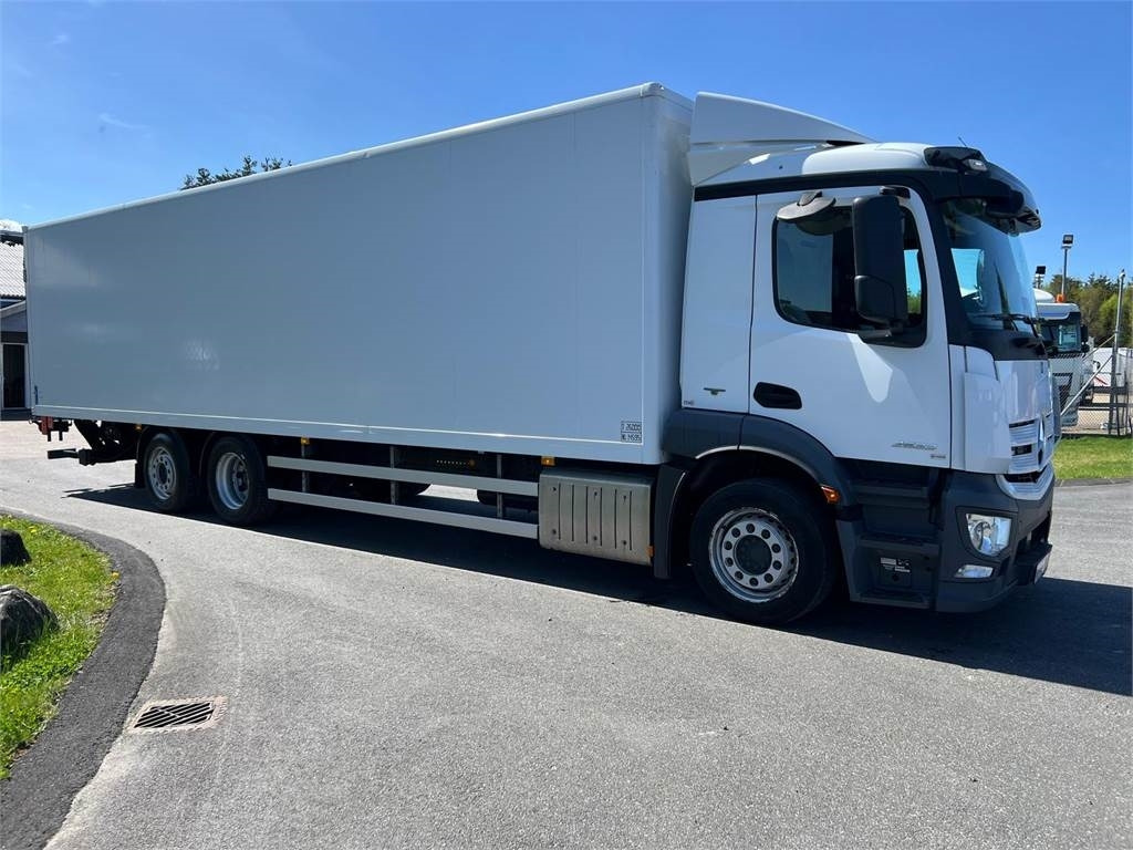 Mercedes-Benz Antos 2533 L - 24 palles - Box truck: picture 3 Mercedes-Benz Antos 2533 L - 24 palles - Box truck: picture 3