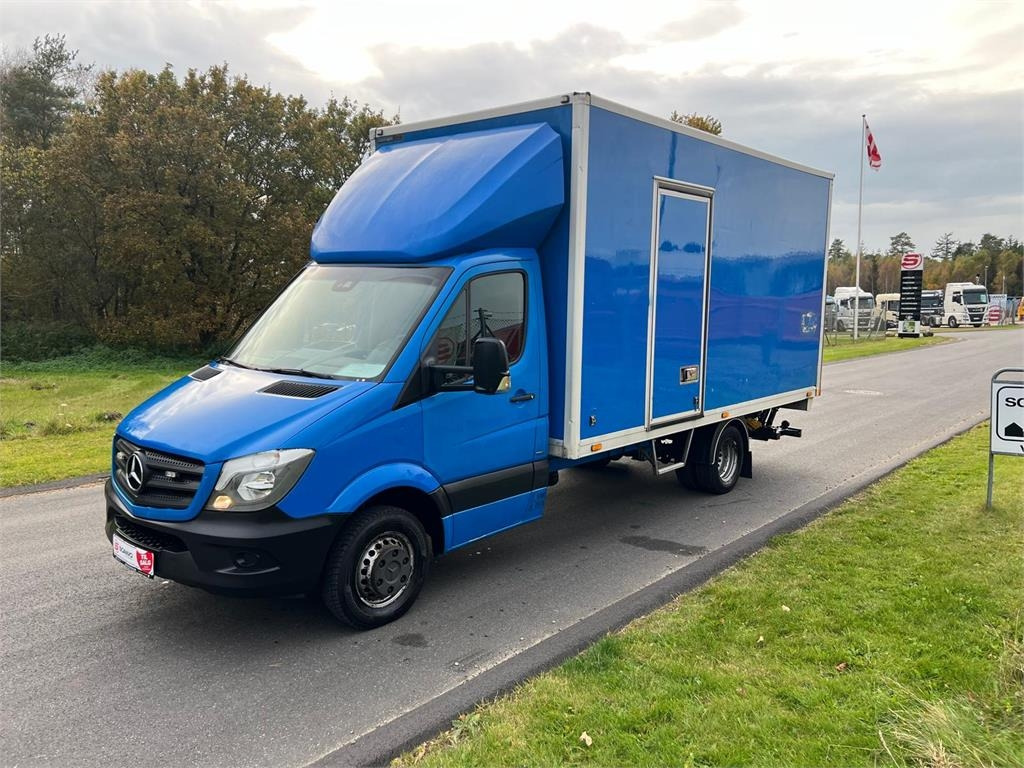 Mercedes-Benz Sprinter 516 CDI - Box truck: picture 1 Mercedes-Benz Sprinter 516 CDI - Box truck: picture 1