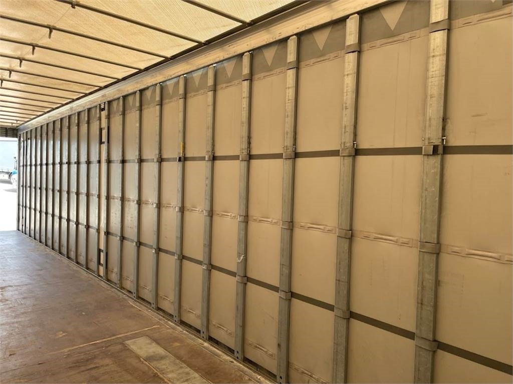 Dropside/ Flatbed semi-trailer Schmitz 3-aks Mega trailer: picture 12