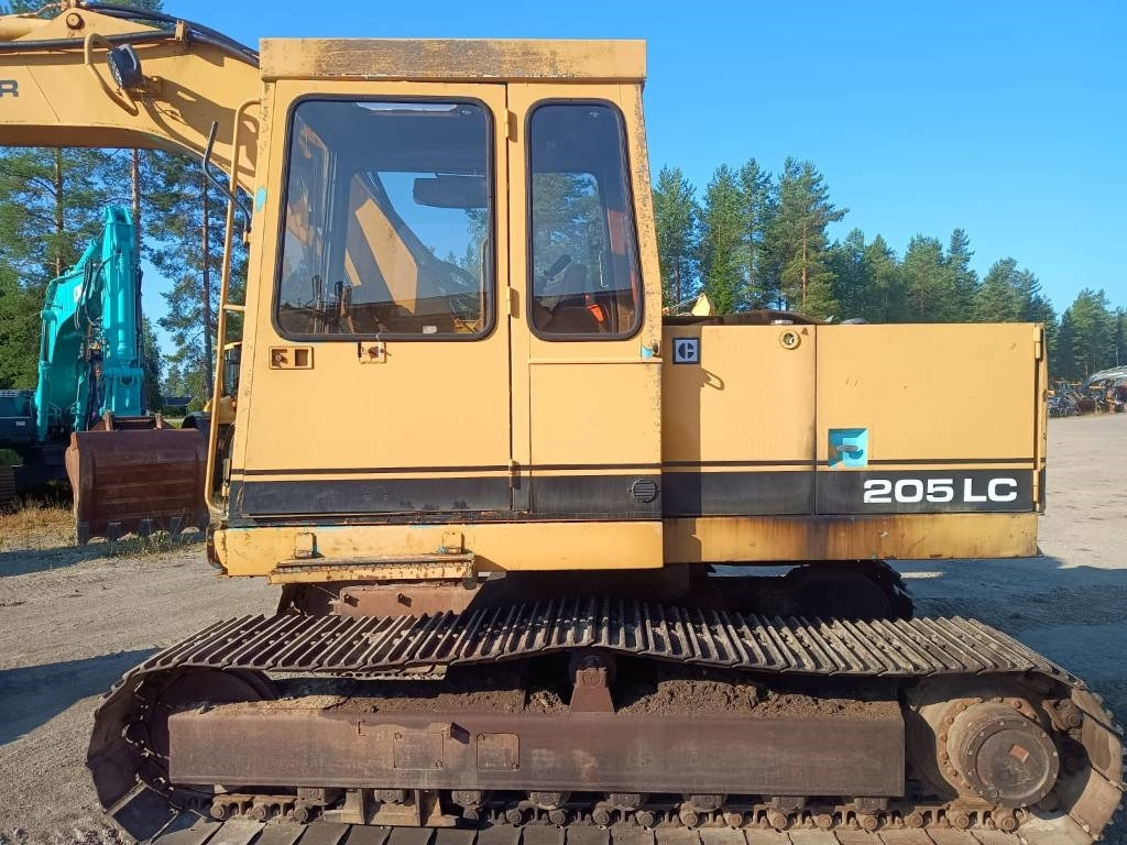 CAT 205LC - Crawler excavator: picture 2 CAT 205LC - Crawler excavator: picture 2