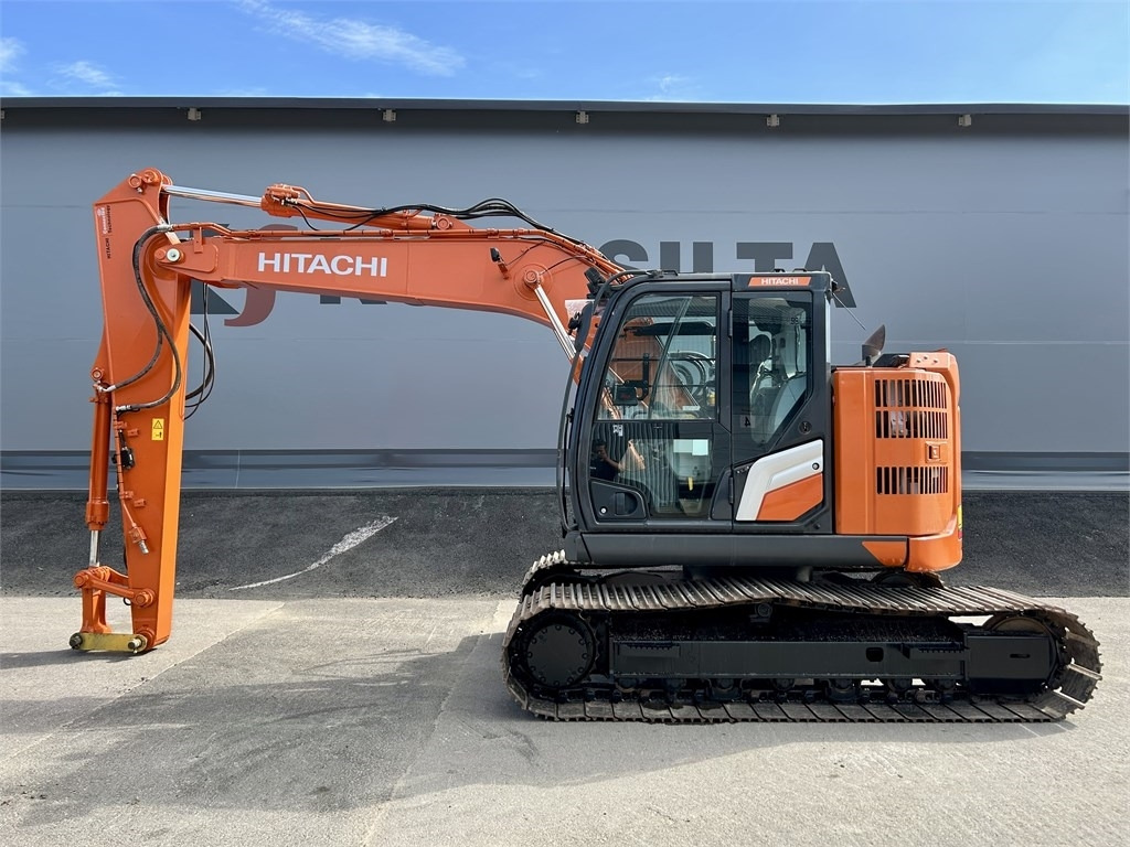 Hitachi ZX135US-7 - Crawler excavator: picture 1 Hitachi ZX135US-7 - Crawler excavator: picture 1