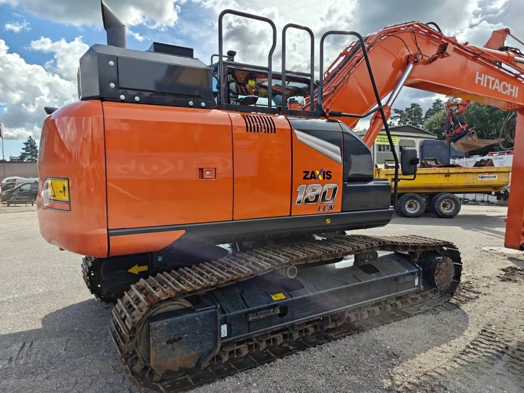 Crawler excavator Hitachi ZX180LCN-7: picture 9