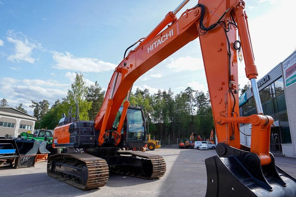 Hitachi ZX350LC-6 UUSI ALAKERTA - Crawler excavator: picture 4 Hitachi ZX350LC-6 UUSI ALAKERTA - Crawler excavator: picture 4