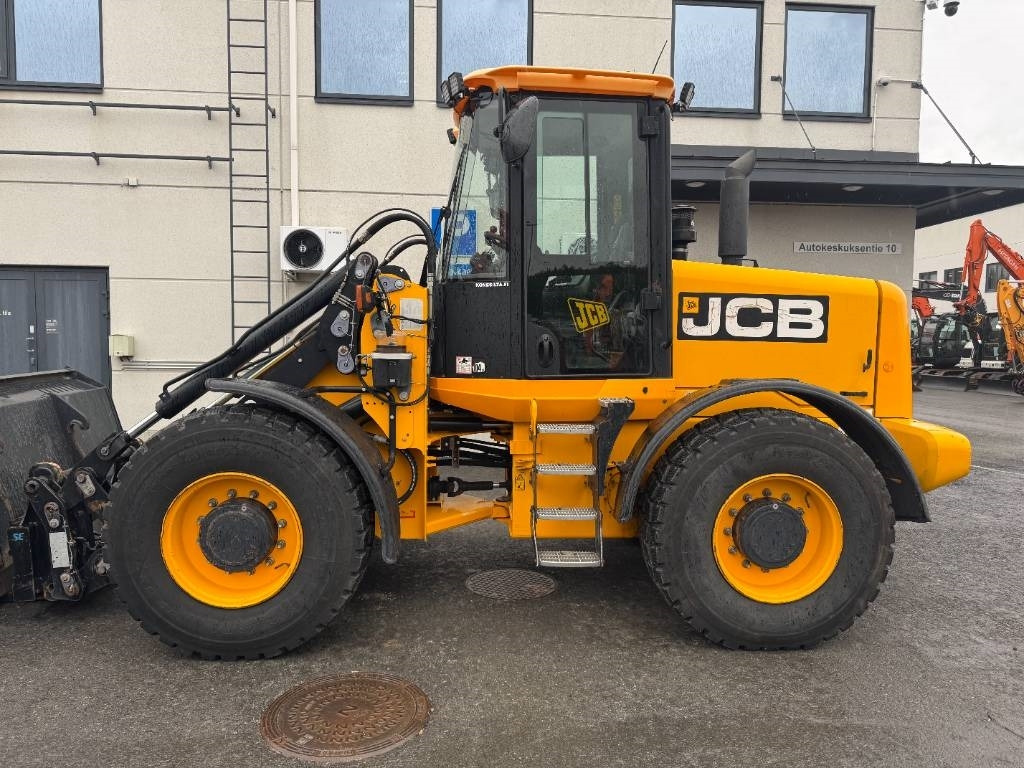 JCB MYYTY! SOLD! 416 HT HYVÄT VARUSTEET - Wheel loader: picture 2 JCB MYYTY! SOLD! 416 HT HYVÄT VARUSTEET - Wheel loader: picture 2