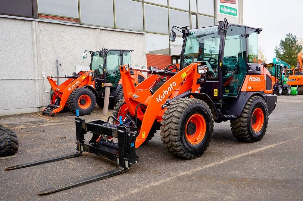 Kubota R090 VARUSTELTU - Wheel loader: picture 2 Kubota R090 VARUSTELTU - Wheel loader: picture 2
