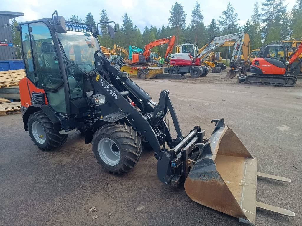 Kubota RT270 KAUHA+PIIKIT - Compact loader: picture 5 Kubota RT270 KAUHA+PIIKIT - Compact loader: picture 5