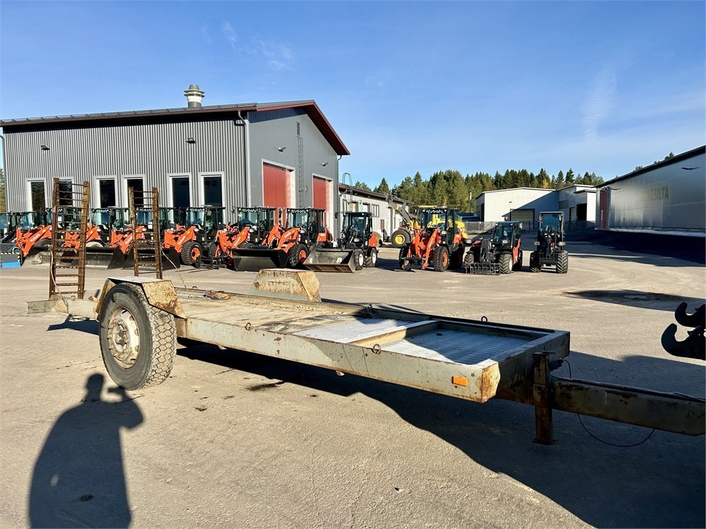 Omavalmiste 1 akselinen lavetti 6m - Low loader trailer: picture 2 Omavalmiste 1 akselinen lavetti 6m - Low loader trailer: picture 2