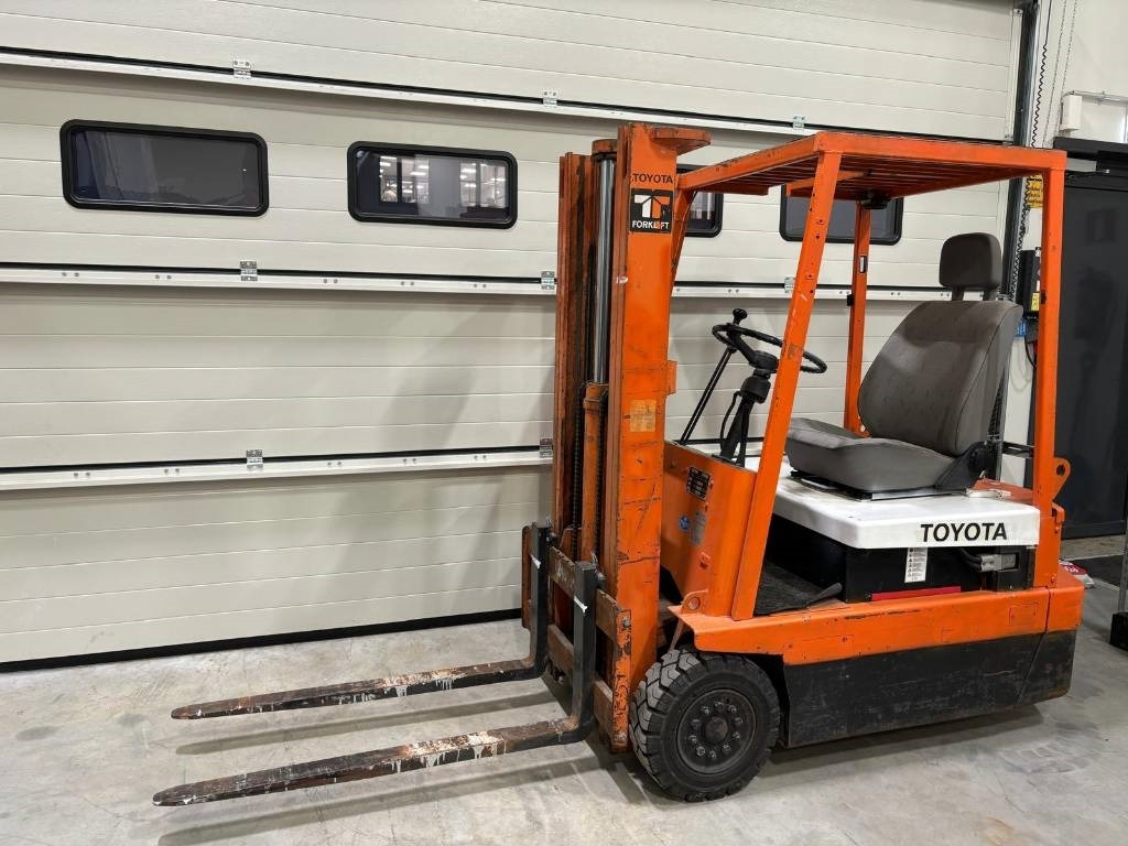 Toyota FBE 18 - Electric forklift: picture 3 Toyota FBE 18 - Electric forklift: picture 3