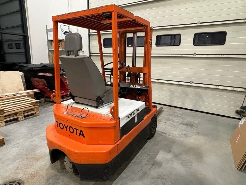Toyota FBE 18 - Electric forklift: picture 4 Toyota FBE 18 - Electric forklift: picture 4