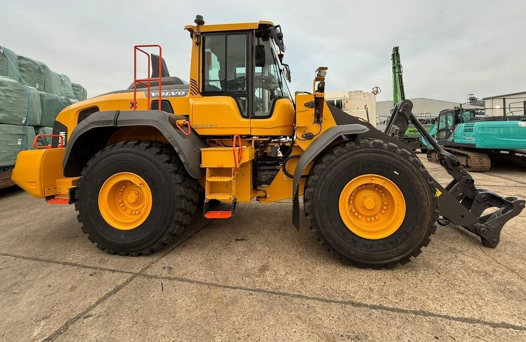 Volvo L110H LONG BOOM - Wheel loader: picture 2 Volvo L110H LONG BOOM - Wheel loader: picture 2