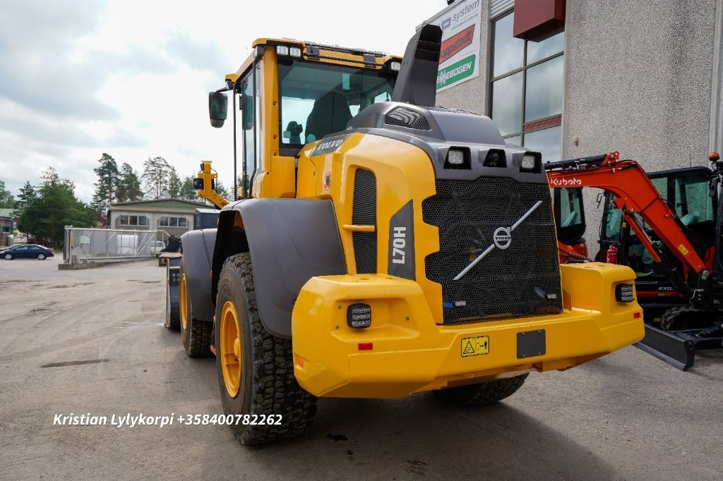 Volvo L70H2 - Wheel loader: picture 3 Volvo L70H2 - Wheel loader: picture 3