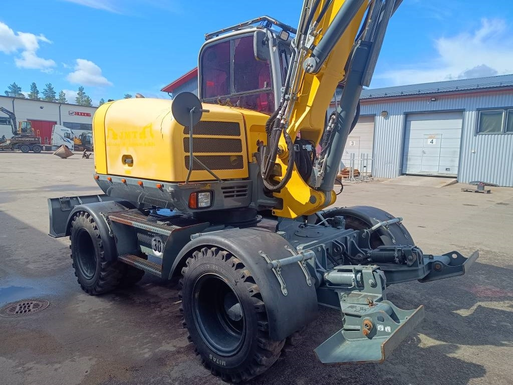 Wacker Neuson EW100 PYÖRITTÄJÄLLÄ - Wheel excavator: picture 4 Wacker Neuson EW100 PYÖRITTÄJÄLLÄ - Wheel excavator: picture 4