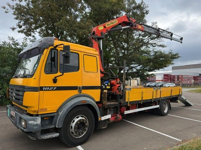 Crane truck Mercedes-Benz 1827. Kran Palfinger PK13000.: picture 6