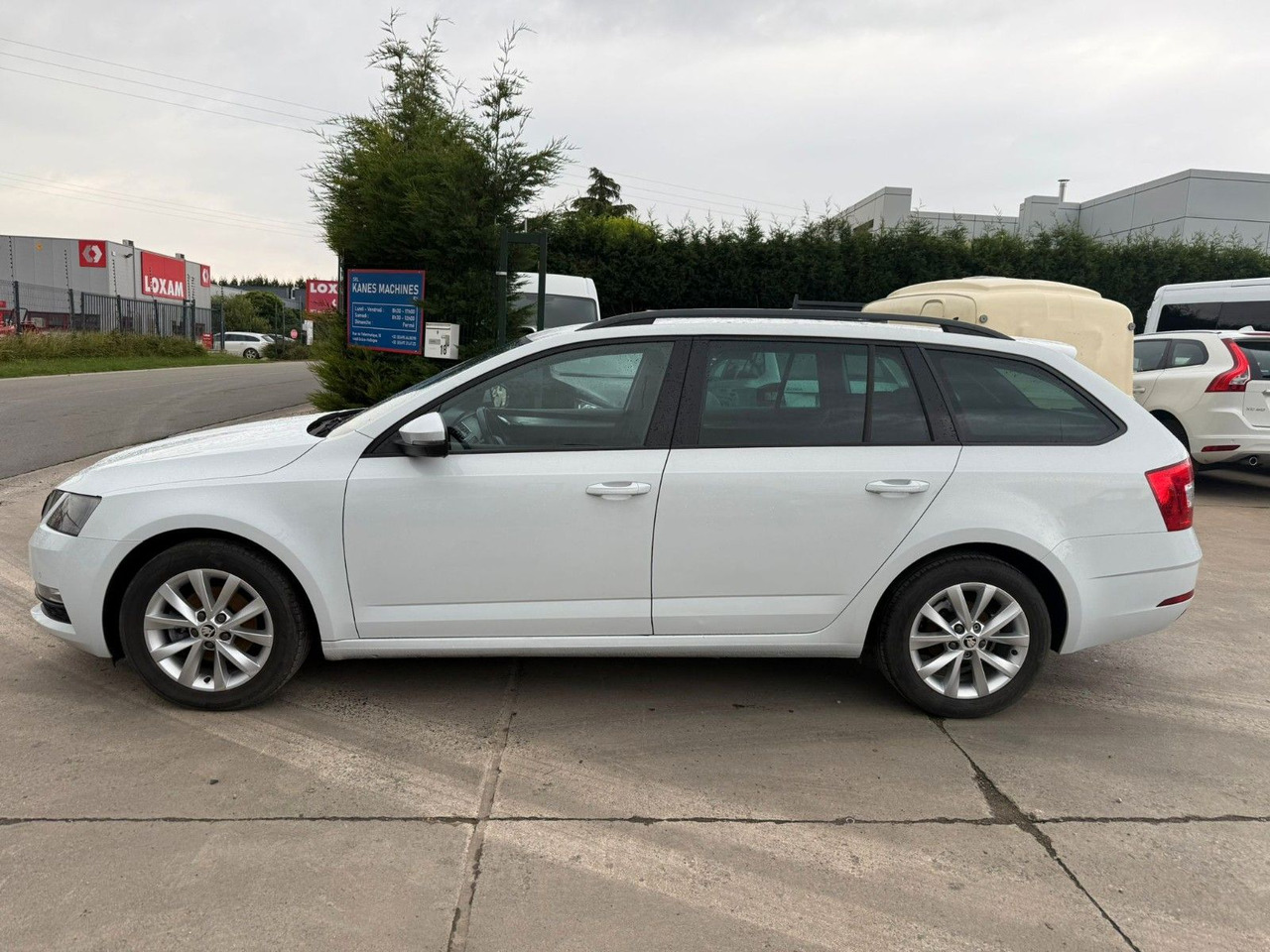 Skoda Octavia 1.6 TDI Klima. Navi. Tempomat. - Station wagon: picture 2 Skoda Octavia 1.6 TDI Klima. Navi. Tempomat. - Station wagon: picture 2