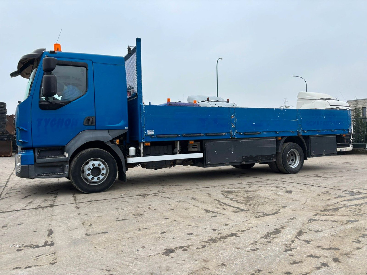 Volvo FL7-240. EU5. Volvo FL7-240. EU5. - Dropside/ Flatbed truck: picture 3 Volvo FL7-240. EU5. Volvo FL7-240. EU5. - Dropside/ Flatbed truck: picture 3