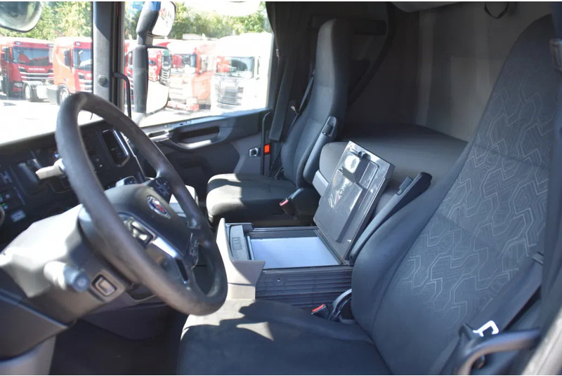Scania S450 NGS 6x2NB + THERMO KING UT 1200 - RETARDER - FULL AIR - ACC - WHEELBASE: 515 CM - TOP CONDITION - - Refrigerator truck: picture 5 Scania S450 NGS 6x2NB + THERMO KING UT 1200 - RETARDER - FULL AIR - ACC - WHEELBASE: 515 CM - TOP CONDITION - - Refrigerator truck: picture 5