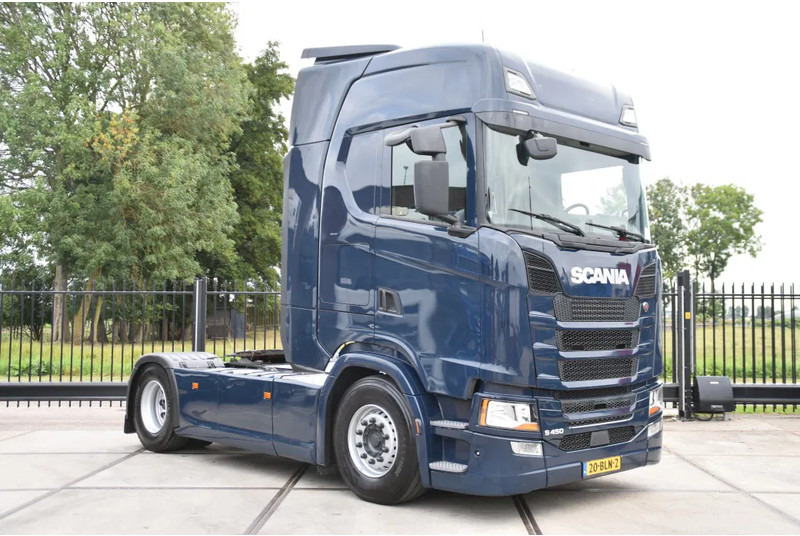Scania S450 NGS 4x2NB - FULL AIR - RETARDER - ACC - AIRCO - 2 x FUEL TANKS - TOP CONDITION - - Tractor unit: picture 1 Scania S450 NGS 4x2NB - FULL AIR - RETARDER - ACC - AIRCO - 2 x FUEL TANKS - TOP CONDITION - - Tractor unit: picture 1