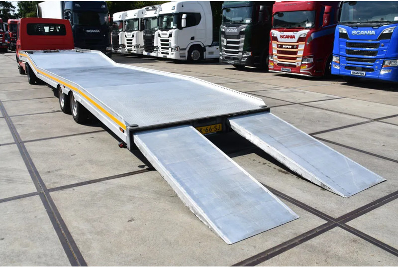 VELDHUIZEN P37-2 + IVECO - PNEUMATIC RAMPS - WINCH + REMOTE CONTROL - TOP CONDITION - - Autotransporter semi-trailer: picture 3 VELDHUIZEN P37-2 + IVECO - PNEUMATIC RAMPS - WINCH + REMOTE CONTROL - TOP CONDITION - - Autotransporter semi-trailer: picture 3