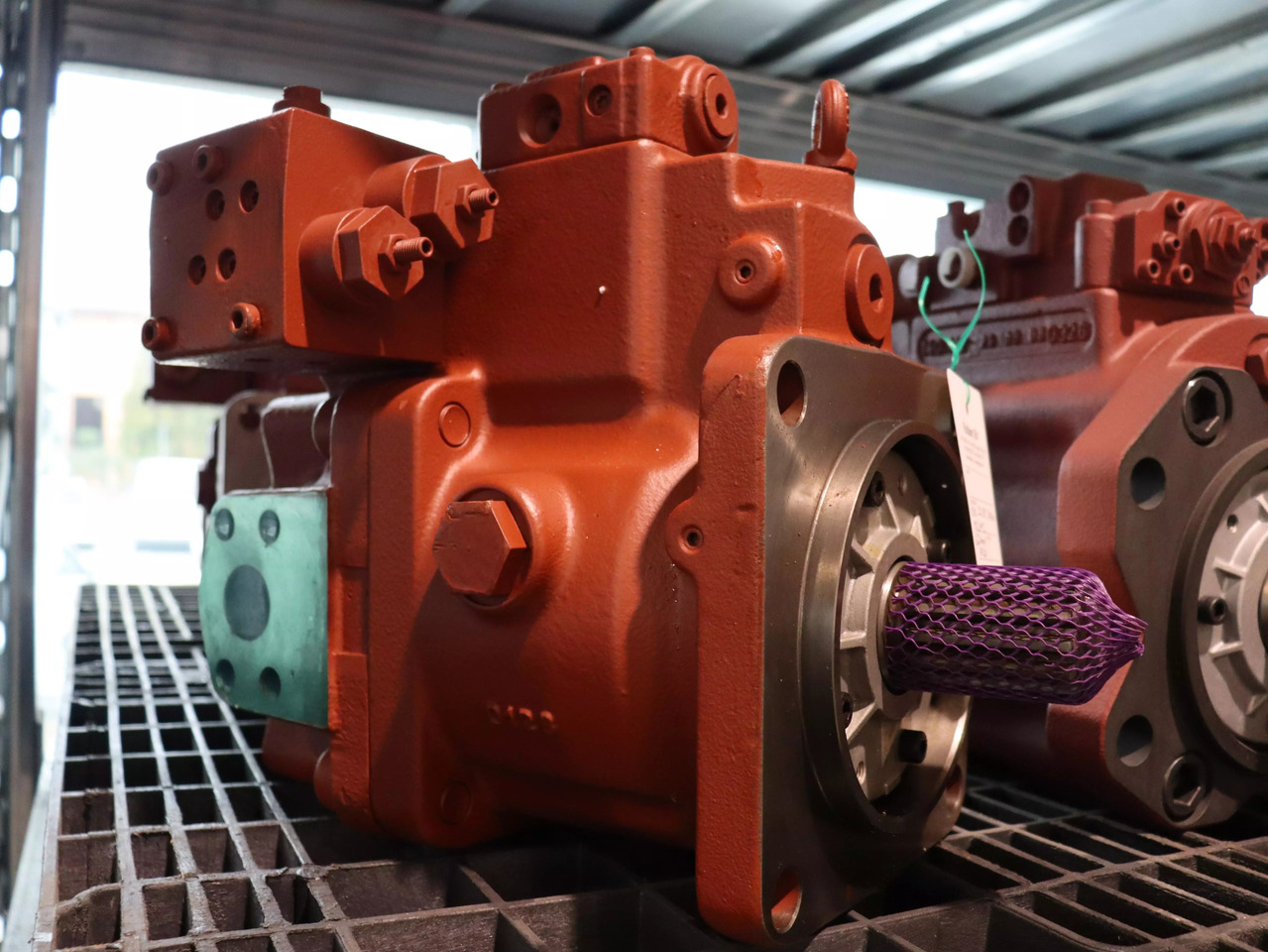 Kawasaki K3VL112 B 1NR5M-P0 1-M1 - Hydraulic pump for Material handling equipment: picture 1 Kawasaki K3VL112 B 1NR5M-P0 1-M1 - Hydraulic pump for Material handling equipment: picture 1