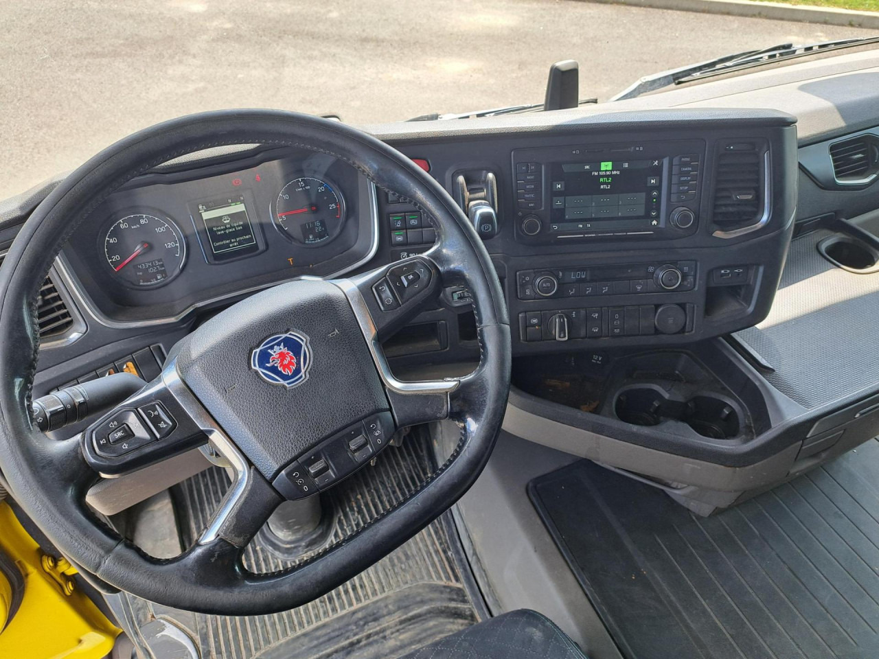 SCANIA R 500 A4x2NB - Tractor unit: picture 4 SCANIA R 500 A4x2NB - Tractor unit: picture 4
