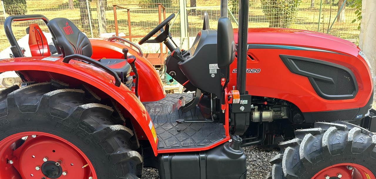 Kioti - Farm tractor: picture 3 Kioti - Farm tractor: picture 3