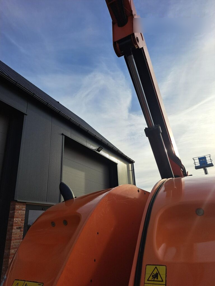 Telescopic boom JLG 460sj: picture 6