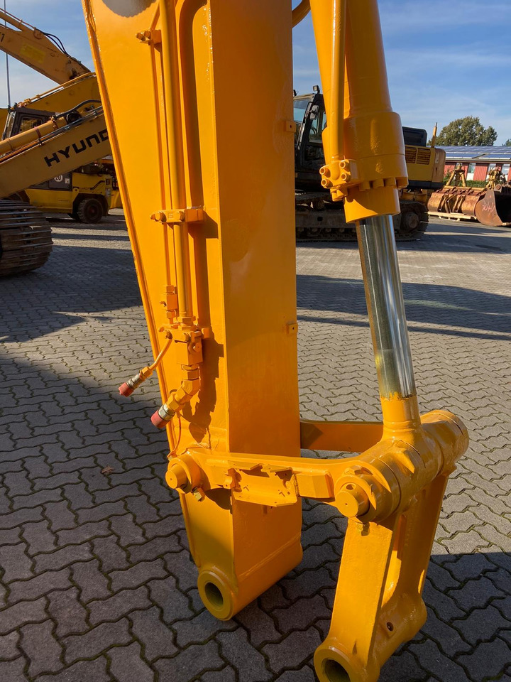 HYUNDAI Robex 290 NLC-7A spare parts carrier - Spare parts for Crawler excavator: picture 2 HYUNDAI Robex 290 NLC-7A spare parts carrier - Spare parts for Crawler excavator: picture 2