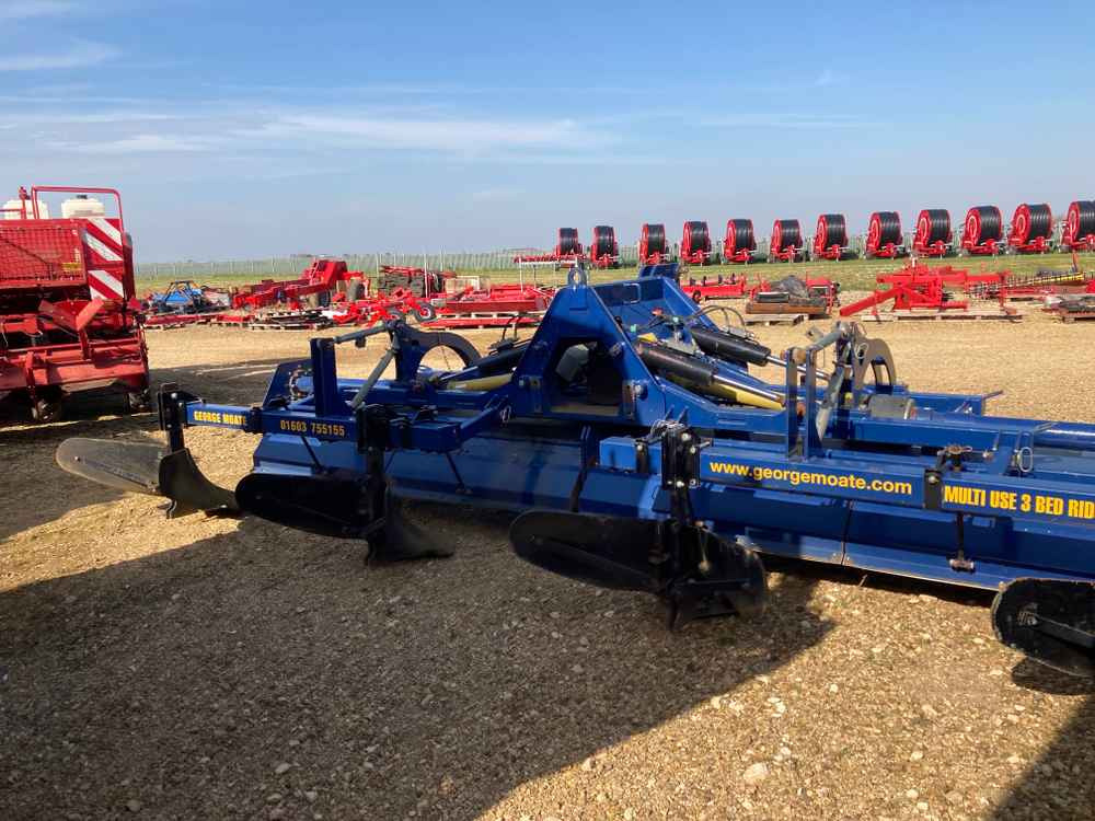 Harvester GEORGE MOATE George Moate, Triple Bed Tilla, T540: picture 26