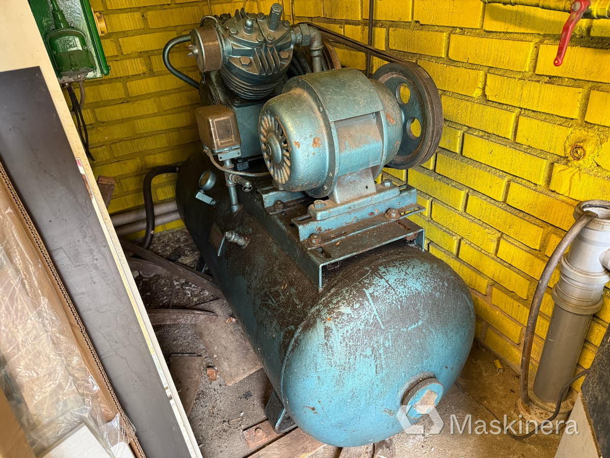 Atlas Diesel AD 304 Luftbehållare / Kompressor Atlas Diesel (Rep. objekt) - Air compressor: picture 1 Atlas Diesel AD 304 Luftbehållare / Kompressor Atlas Diesel (Rep. objekt) - Air compressor: picture 1