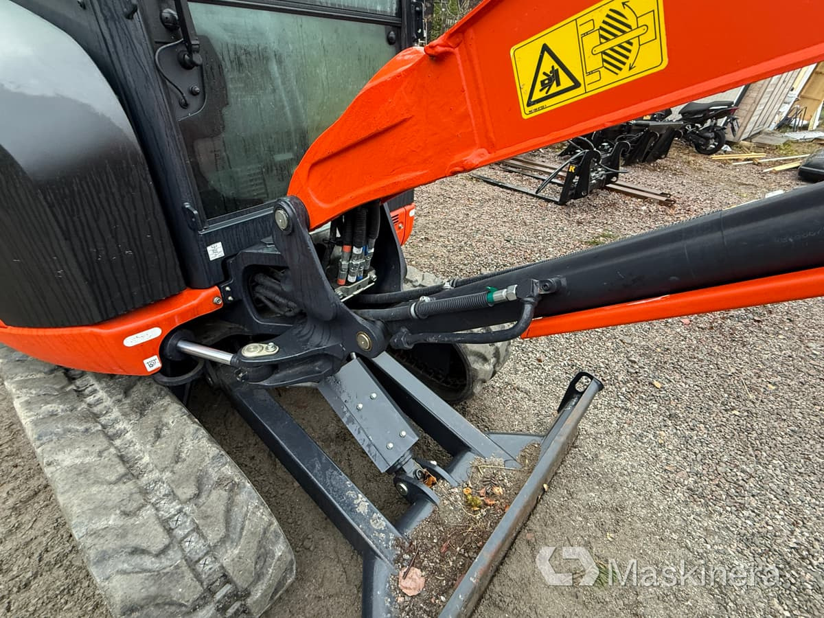 Crawler excavator Grävmaskin Kubota KX027-4 med många redskap: picture 29 Crawler excavator Grävmaskin Kubota KX027-4 med många redskap: picture 29