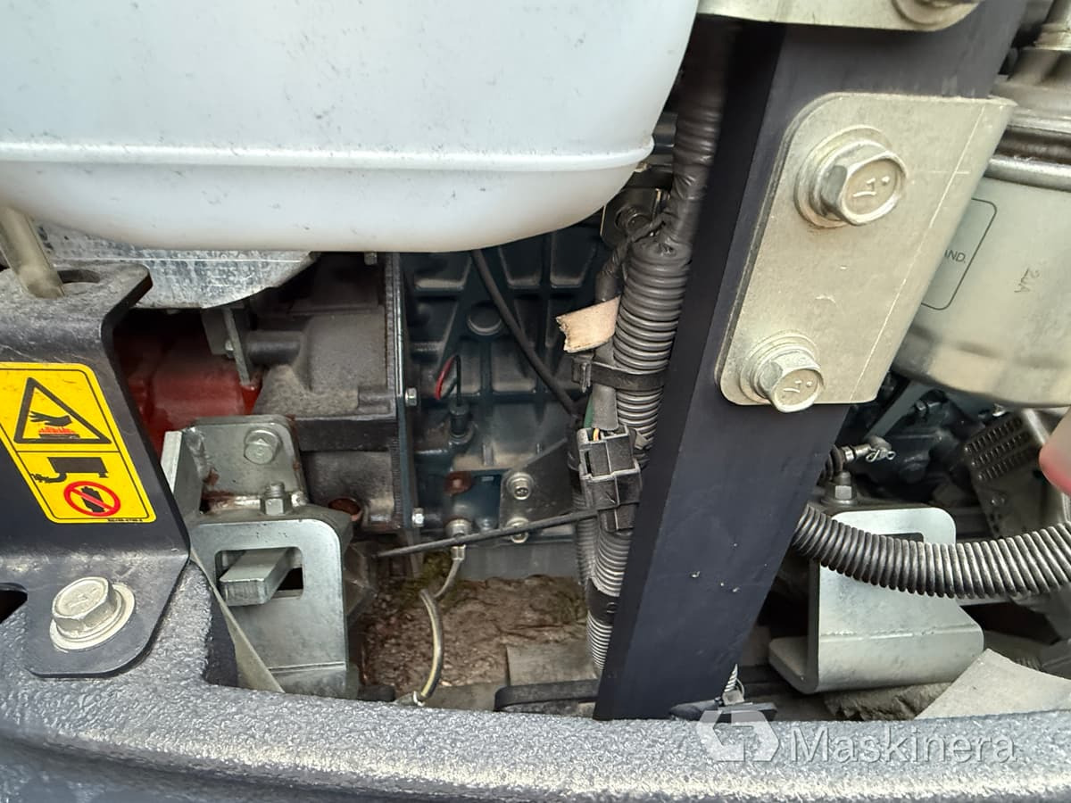 Crawler excavator Grävmaskin Kubota KX027-4 med många redskap: picture 47 Crawler excavator Grävmaskin Kubota KX027-4 med många redskap: picture 47