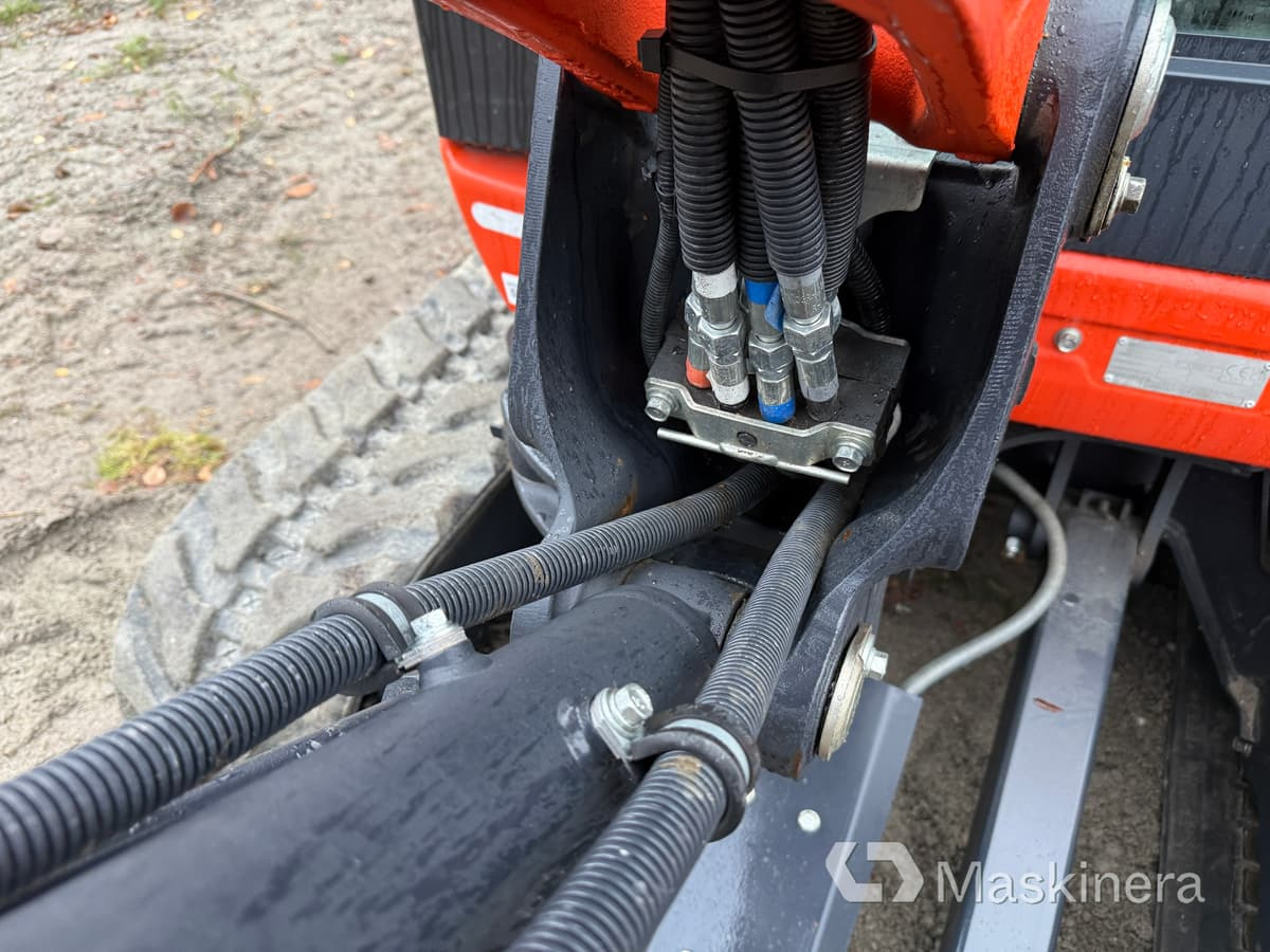 Crawler excavator Grävmaskin Kubota KX027-4 med många redskap: picture 23 Crawler excavator Grävmaskin Kubota KX027-4 med många redskap: picture 23