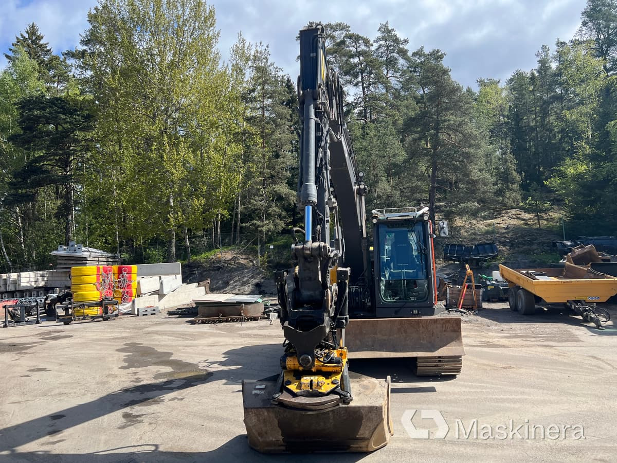 Grävmaskin Volvo EC140EL med 3 skopor - Crawler excavator: picture 2 Grävmaskin Volvo EC140EL med 3 skopor - Crawler excavator: picture 2
