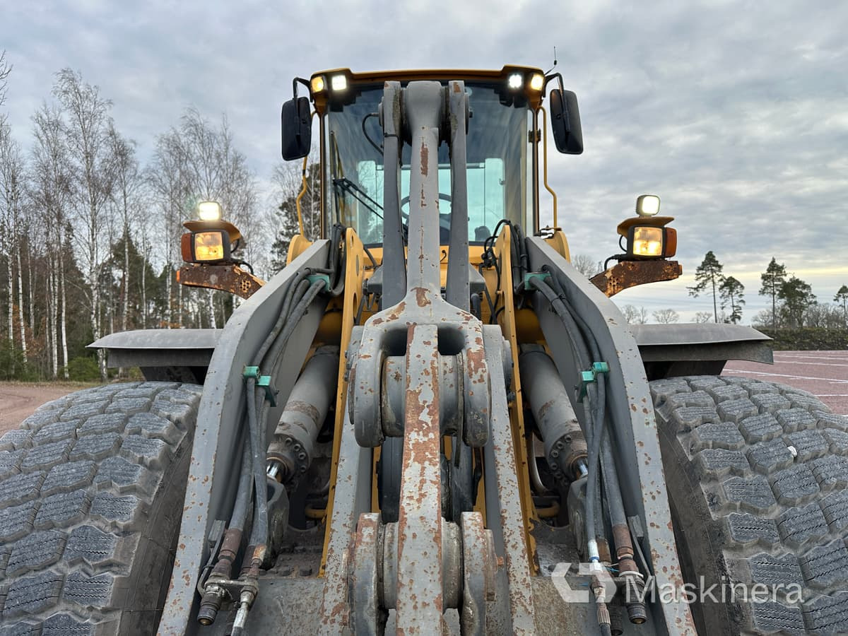Wheel loader Hjullastare Volvo L110E: picture 17