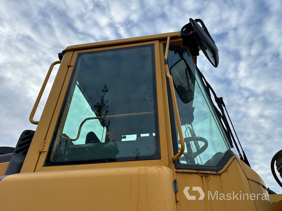 Wheel loader Hjullastare Volvo L110E: picture 35