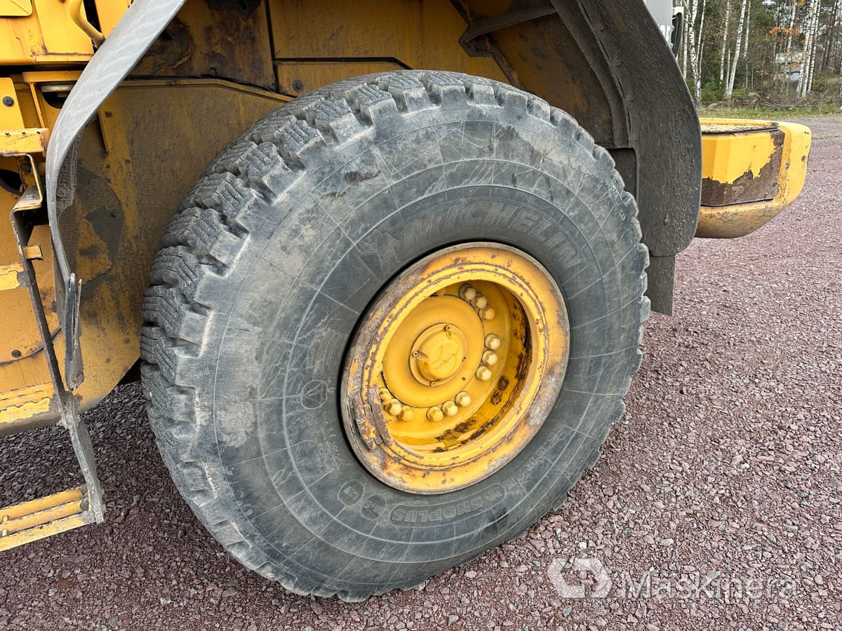Wheel loader Hjullastare Volvo L110E: picture 23