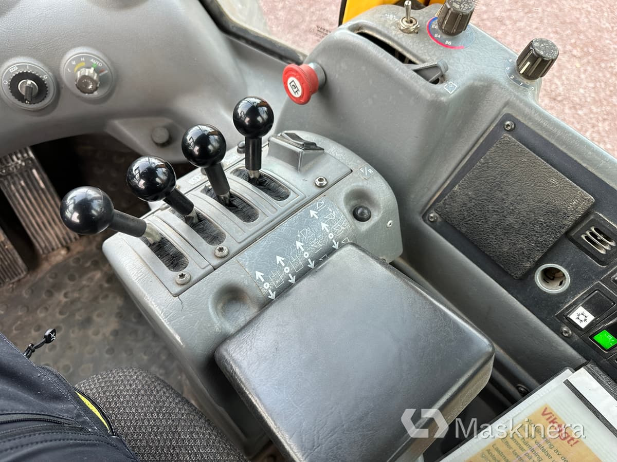 Wheel loader Hjullastare Volvo L110E: picture 41