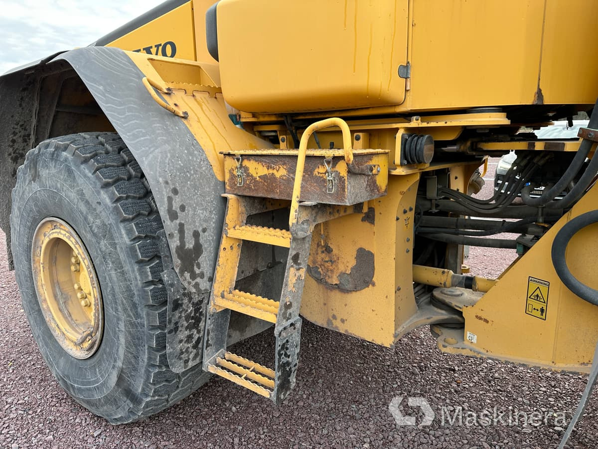 Wheel loader Hjullastare Volvo L110E: picture 28