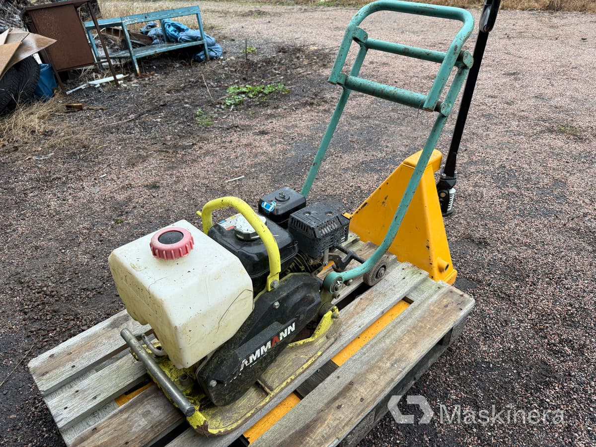 Markvibrator Ammann AVP 1240 - Vibratory plate: picture 5 Markvibrator Ammann AVP 1240 - Vibratory plate: picture 5