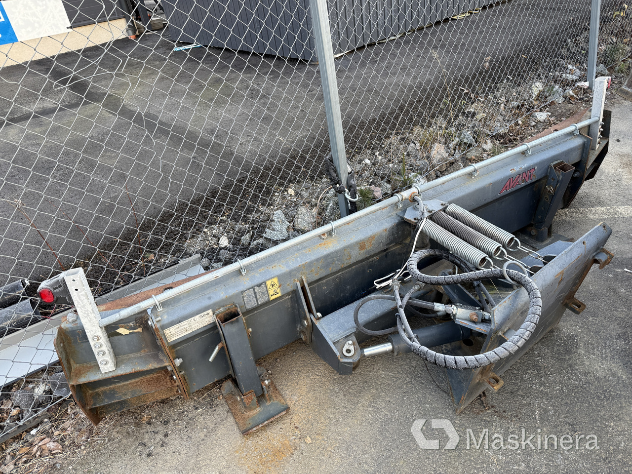 Sami A410365 Schaktblad / Snöplog 2500mm med Avantfäste - Other machinery: picture 1 Sami A410365 Schaktblad / Snöplog 2500mm med Avantfäste - Other machinery: picture 1