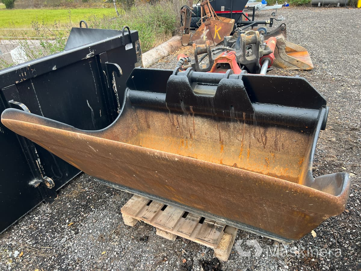 Planerskopa ABT med Rototilt RT80 - Excavator bucket: picture 3 Planerskopa ABT med Rototilt RT80 - Excavator bucket: picture 3