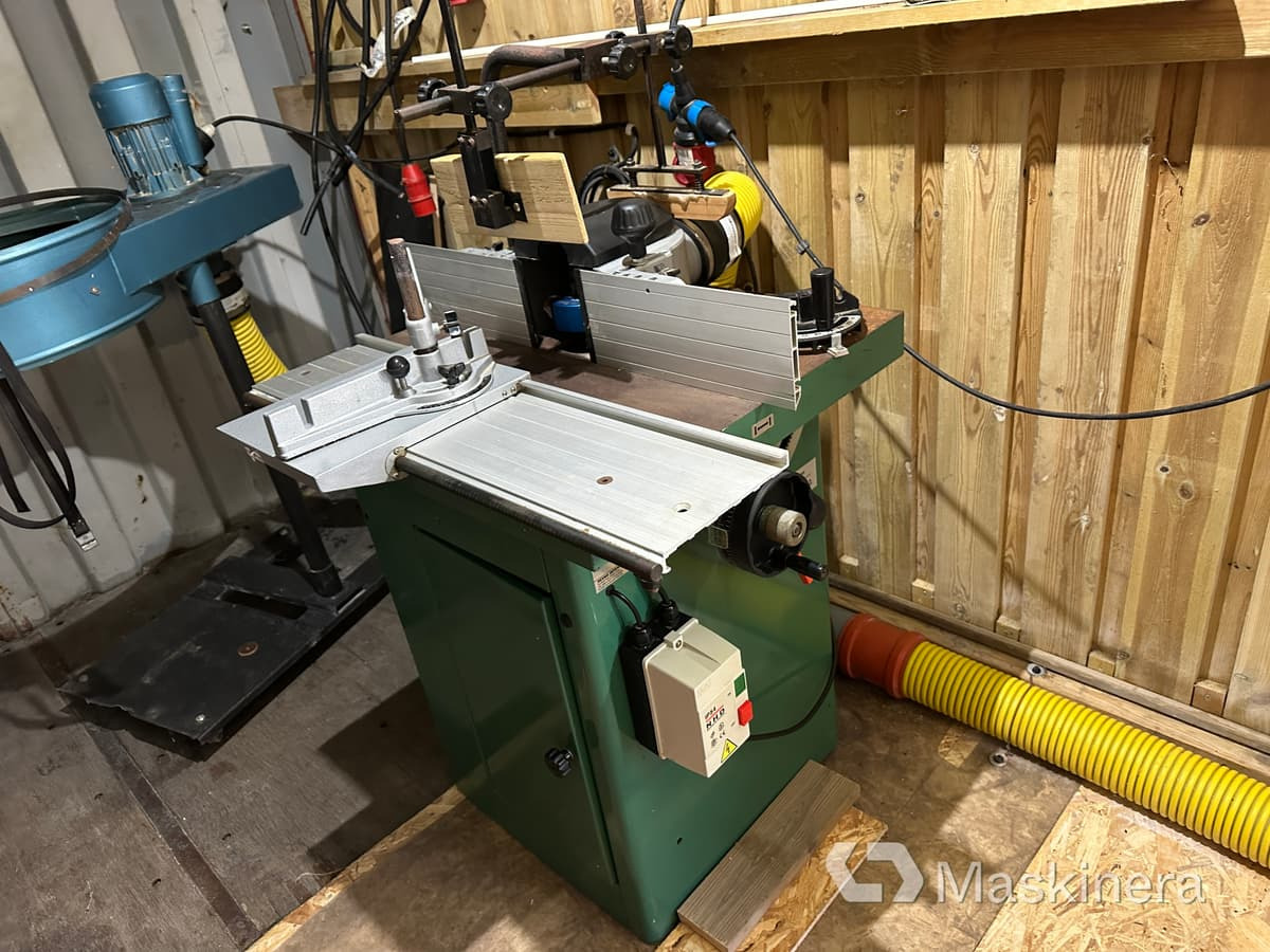 Vertikalfräs KUFO SK-28SP med LUNA spånsug - Woodworking machinery: picture 2 Vertikalfräs KUFO SK-28SP med LUNA spånsug - Woodworking machinery: picture 2