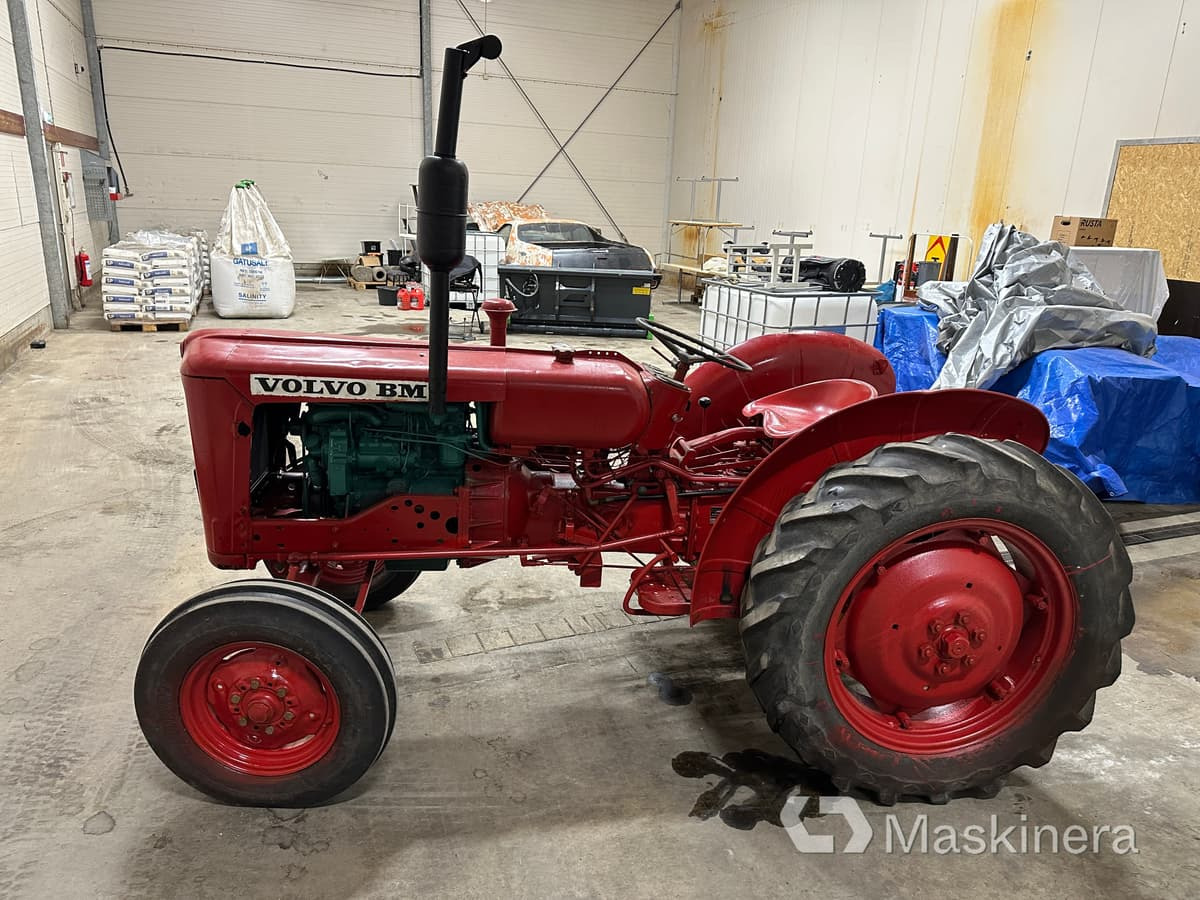 Veterantraktor Volvo BM 320 - Farm tractor: picture 4 Veterantraktor Volvo BM 320 - Farm tractor: picture 4