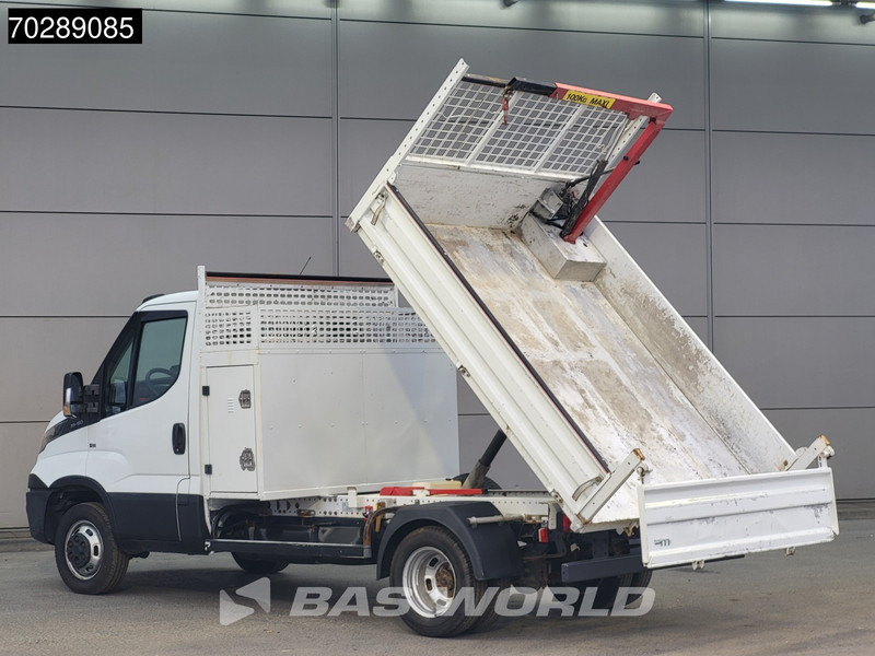 Iveco Daily 35C16 Kipper met Kraan Dubbellucht 3,5t Trekhaak Airco Cruise Camera Euro6 Crane Kran Kranwagen 2m3 Airco Trekhaak Cruise contro - Tipper van: picture 2 Iveco Daily 35C16 Kipper met Kraan Dubbellucht 3,5t Trekhaak Airco Cruise Camera Euro6 Crane Kran Kranwagen 2m3 Airco Trekhaak Cruise contro - Tipper van: picture 2