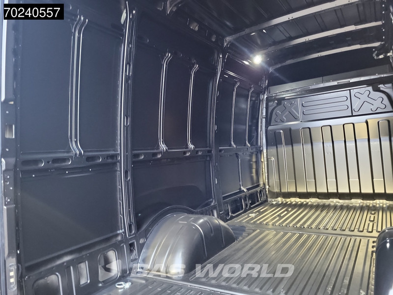 Leasing of Iveco Daily 35C18 180PK Automaat Dubbellucht L2H2 ACC Navi Camera 12m3 Airco Iveco Daily 35C18 180PK Automaat Dubbellucht L2H2 ACC Navi Camera 12m3 Airco: picture 17