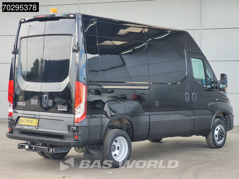 Iveco Daily 35C18 3.0L Automaat L2H2 Dubbellucht 3,5t Trekhaak Navi Airco Cruise Camera Euro6 L2 Airco Trekhaak Cruise control - Panel van: picture 5 Iveco Daily 35C18 3.0L Automaat L2H2 Dubbellucht 3,5t Trekhaak Navi Airco Cruise Camera Euro6 L2 Airco Trekhaak Cruise control - Panel van: picture 5